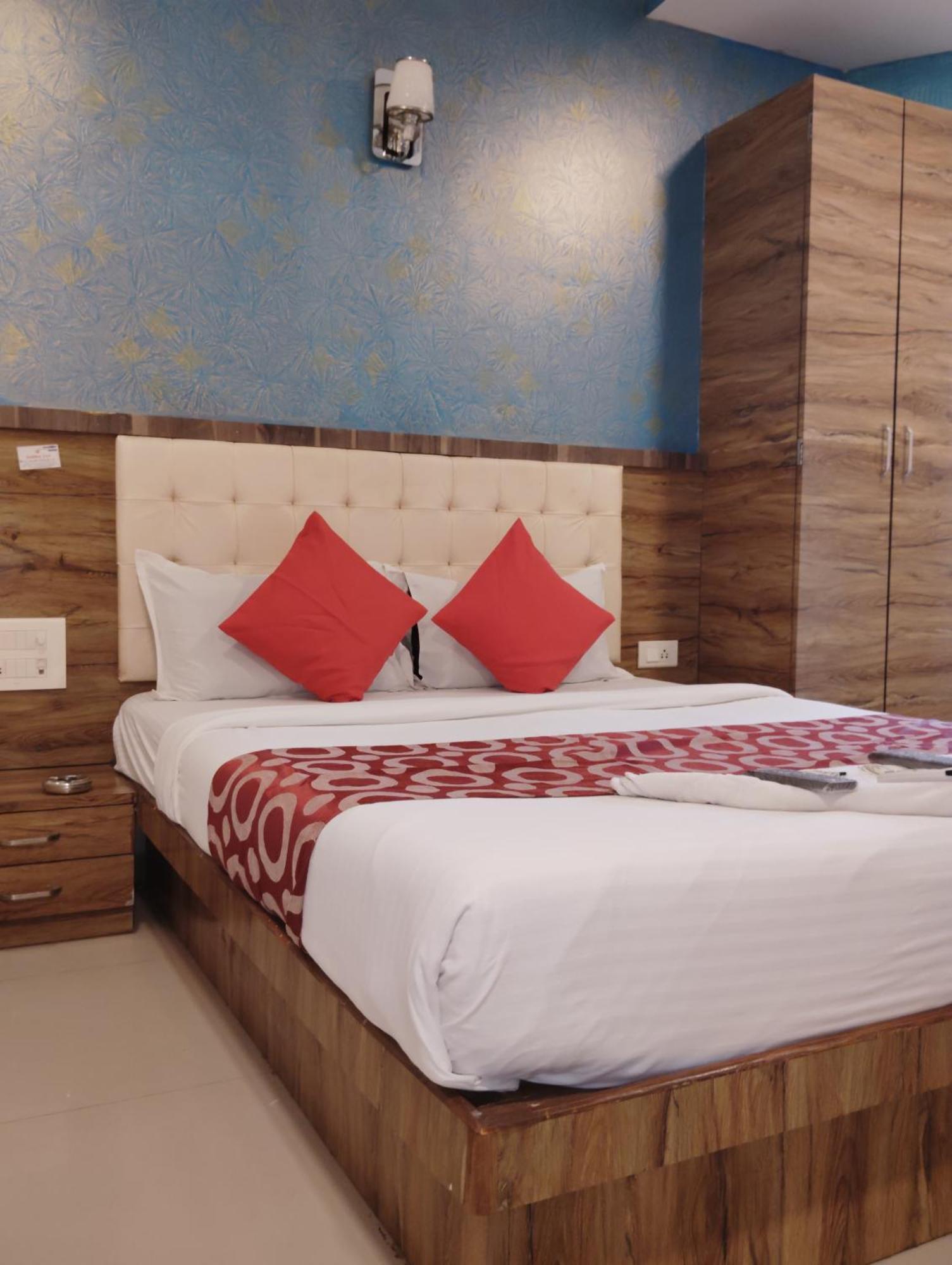 Hotel Golden Park Near Nesco Mumbai Luaran gambar