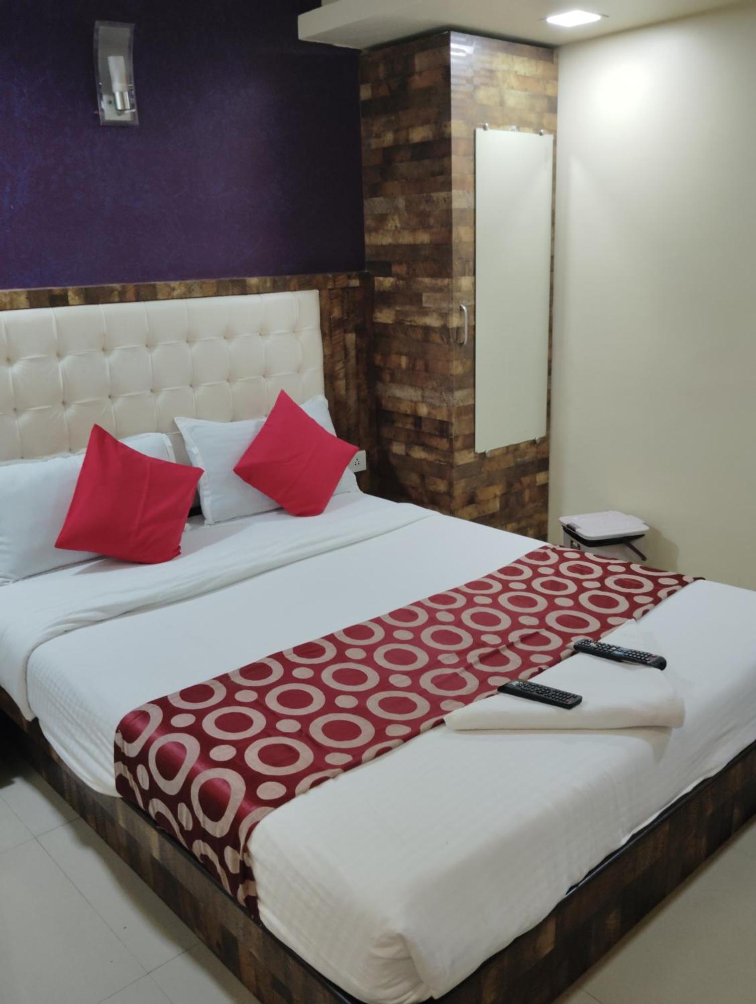 Hotel Golden Park Near Nesco Mumbai Luaran gambar