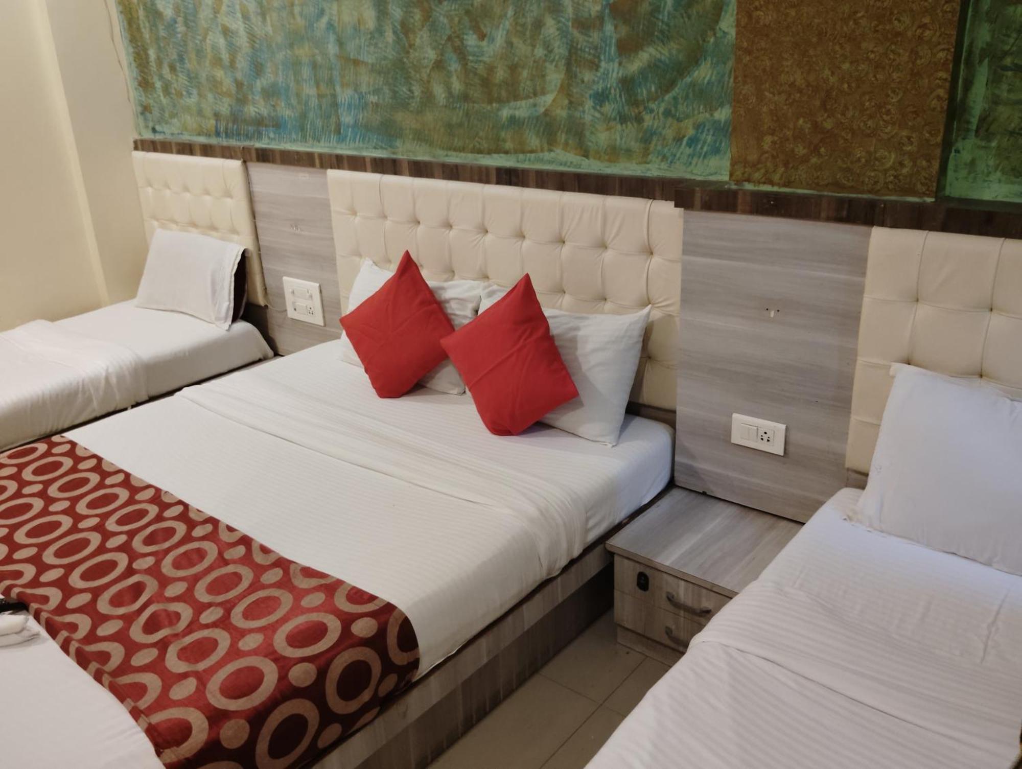 Hotel Golden Park Near Nesco Mumbai Luaran gambar