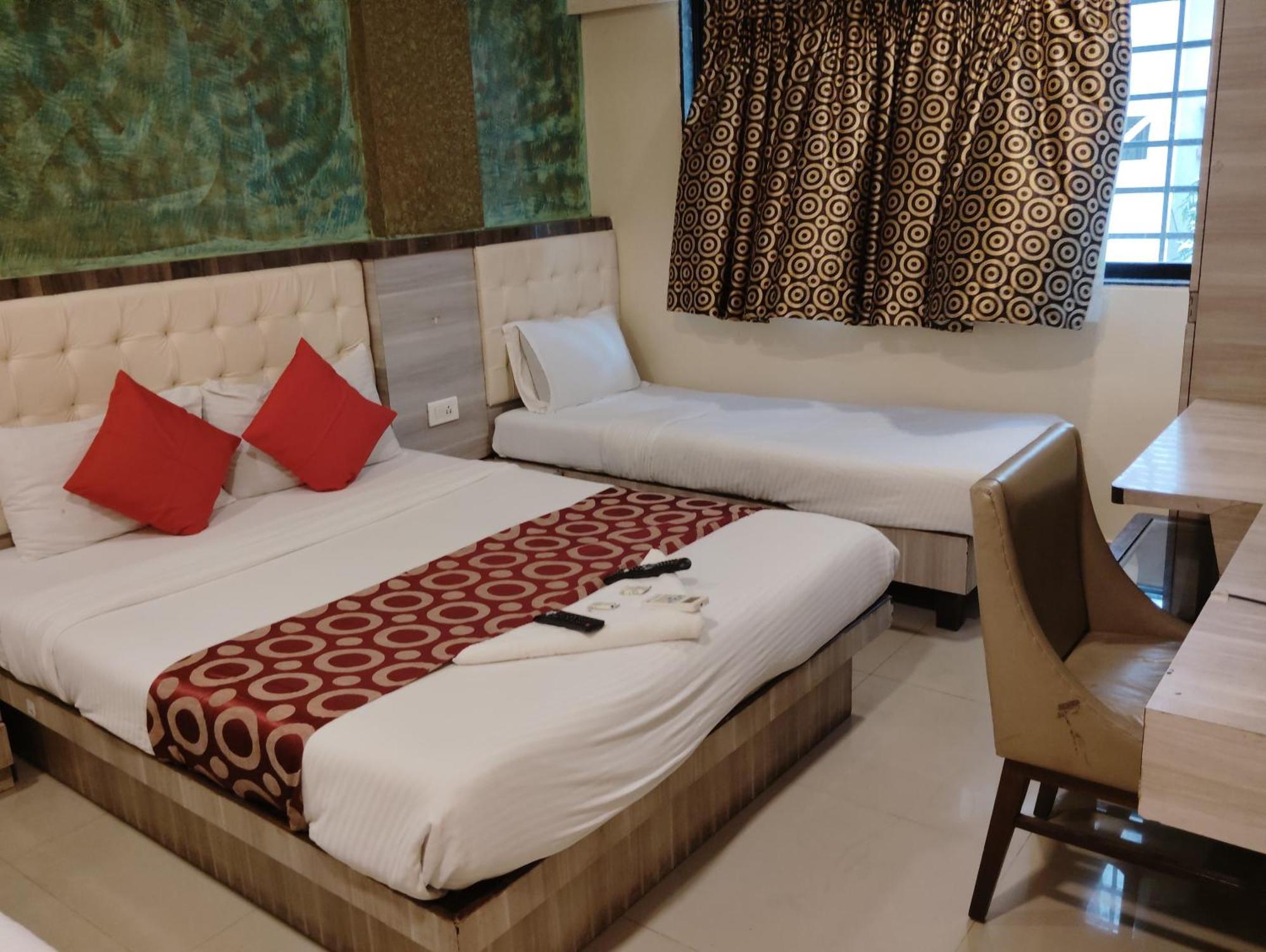 Hotel Golden Park Near Nesco Mumbai Luaran gambar