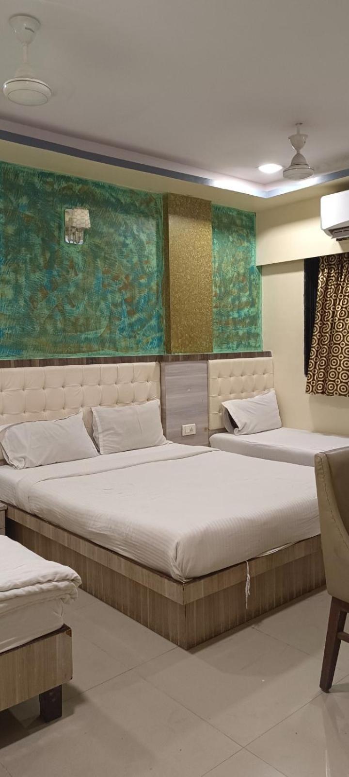 Hotel Golden Park Near Nesco Mumbai Luaran gambar