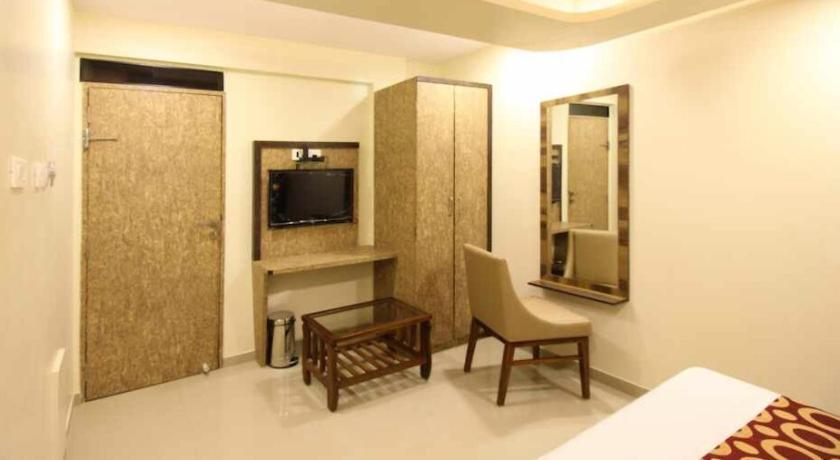 Hotel Golden Park Near Nesco Mumbai Luaran gambar